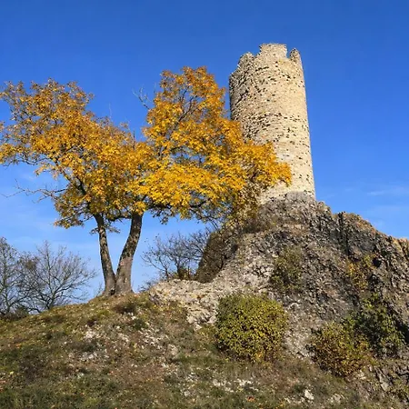 Kovárna Klapý Pod Hazmburkem - české Středohoří